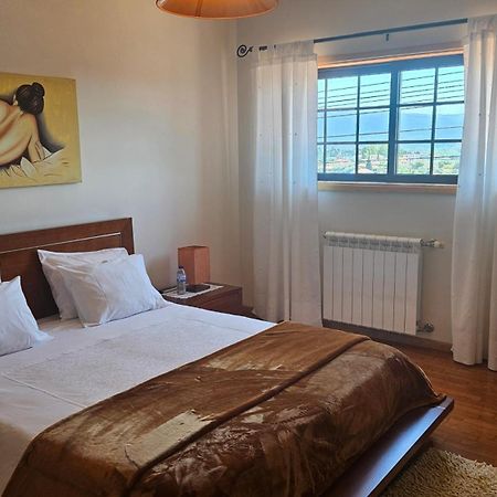 Quarto Em Виана-ду-Каштелу Экстерьер фото